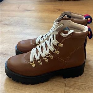 Steve Madden Boots